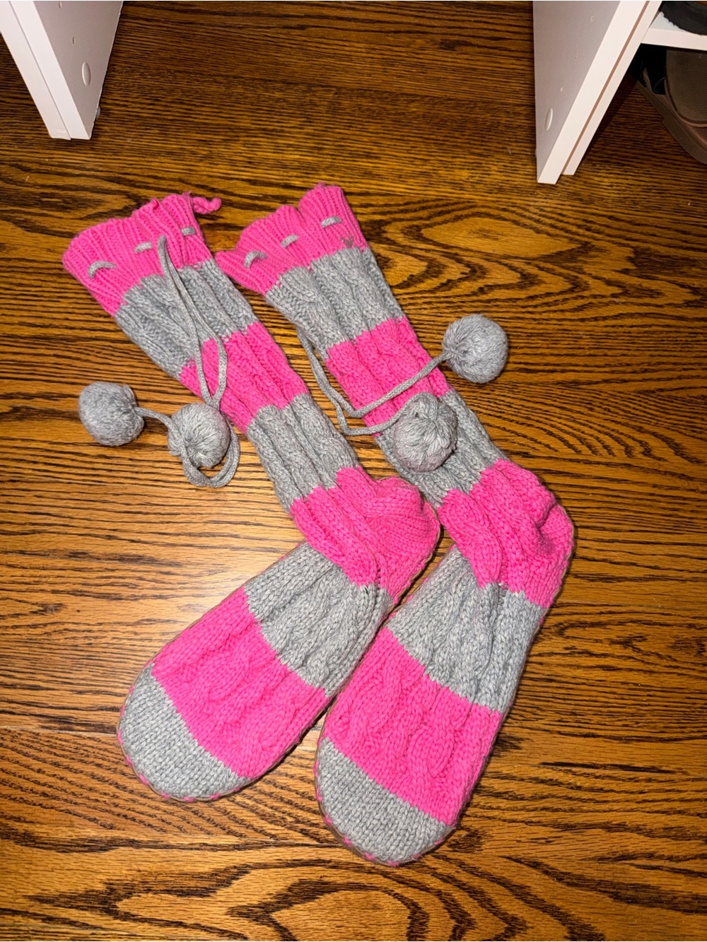 PINK Victoria's Secret Y2K Gray and Pink Knit slippers